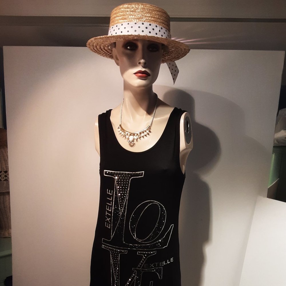Angela Mara dresses S